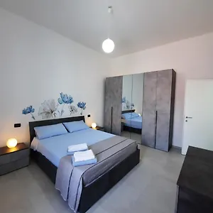 https://casa-vacanza-serena.lecce-hotels.com