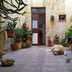 https://casa-margi-lecce.lecce-hotels.com